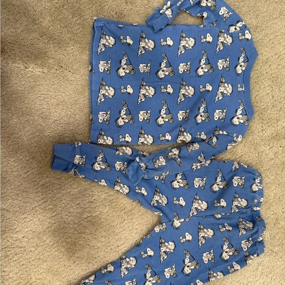 Janie and Jack x Snoopy Pajamas - Picture 5 of 7